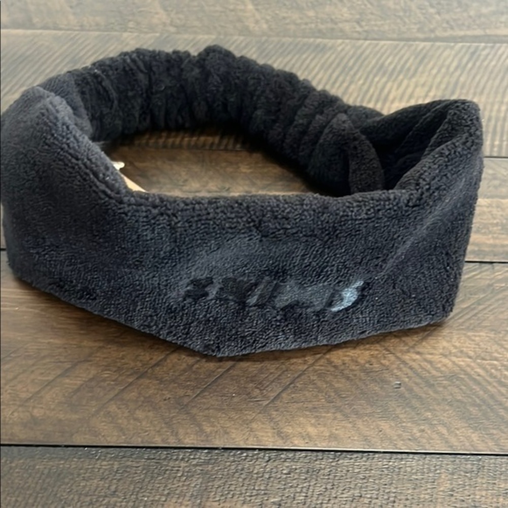 SKIMS Headband - Picture 1 of 3
